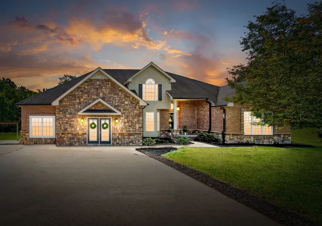 Homes for sale in Clarksville, TN | 1365 Norman Lane, Clarksville, TN 37040 | MLS# 3207812