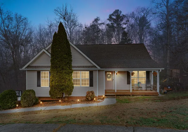 Photo 2 of Single family home for sale at 132 Covy Ct NE, Cleveland, TN 37312 | MLS# 3093666 | Listing updated on 2026-09-24