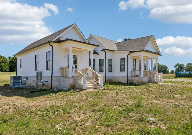 1st image of 4718 Eagleville Pike, Chapel Hill, TN 37034 | MLS# 3211145