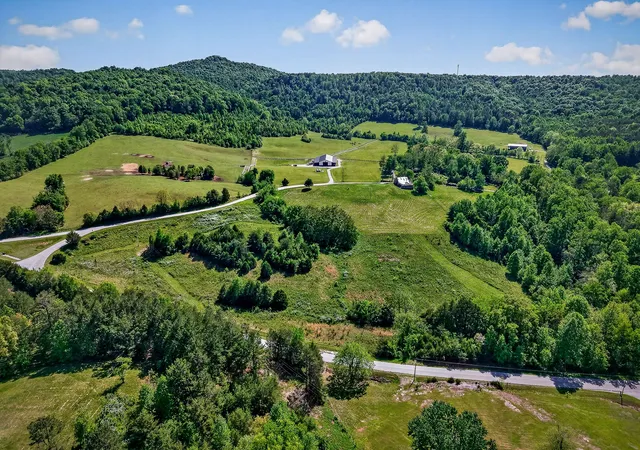 Homes for sale in Doyle, TN | 305 Caney Bend Rd, Doyle, TN 38559 | MLS# 3112767