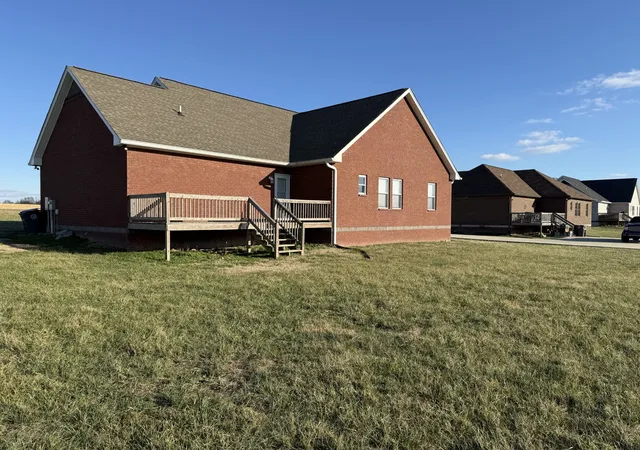3rd image of 899 Sneed Blvd, Lafayette, TN 37083 | MLS# 3097737