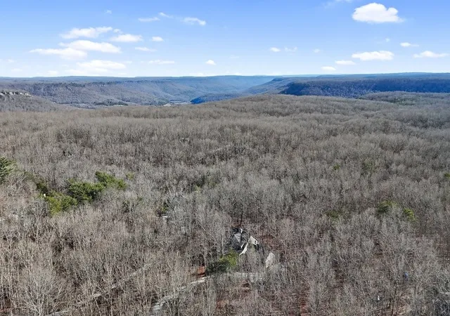 Homes for sale in Monteagle, TN | 2046 Lakeshore Dr, Monteagle, TN 37356 | MLS# 3097873