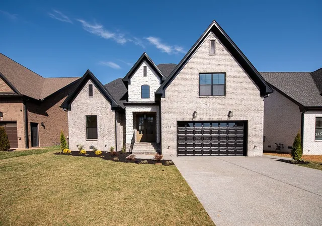 Photo 1 of Single family home for sale at 623 Holw Wood Trl, Mount Juliet, TN 37122 | MLS# 3135467 | Listing updated on 2026-09-29