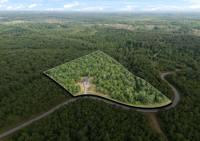 Photo 3 of Land for sale at 1635 Bear Holw Dr, Waverly, TN 37185 | MLS# 3112270 | Listing updated on 2026-09-02