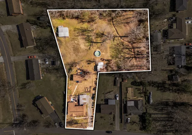 2nd image of 111 Gallaher St, Ashland City, TN 37015 | MLS# 3121326