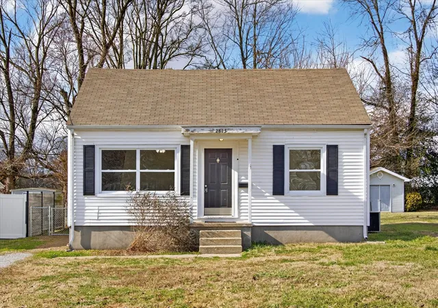 Homes for sale in Hopkinsville, KY | 2813 Faircourt St, Hopkinsville, KY 42240 | MLS# 3111120