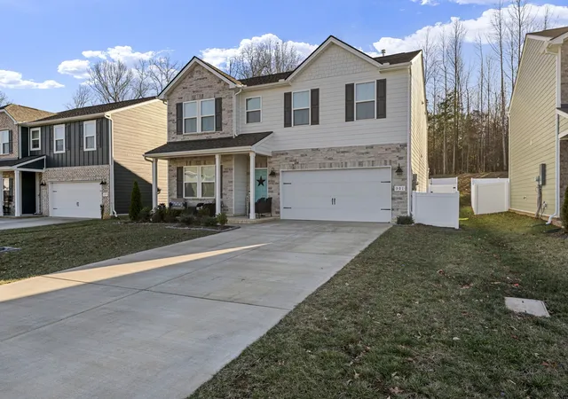 2nd image of 301 Brook Ave, White House, TN 37188 | MLS# 3111912
