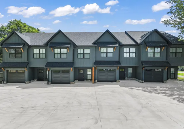 1st image of 211 Porter St S, Winchester, TN 37398 | MLS# 3110204