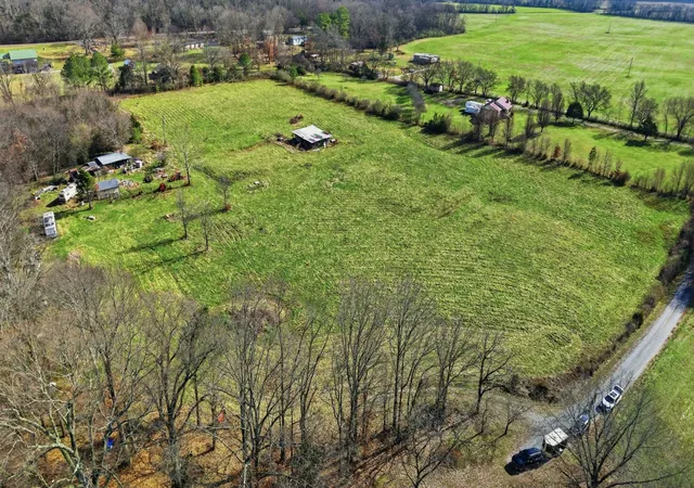 Homes for sale in Decherd, TN | 640 Dotson Cemetery Rd, Decherd, TN 37324 | MLS# 3099479