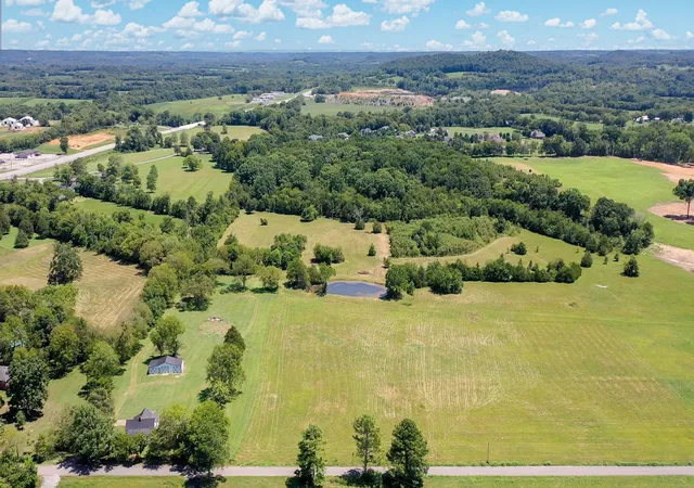 Photo 2 of Land for sale at 0 Ec Arnold Ln, Shelbyville, TN 37160 | MLS# 3099266 | Listing updated on 2026-07-21