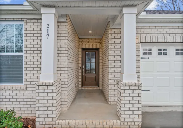 Photo 3 of Single family home for sale at 217 Viceroy Dr, Clarksville, TN 37043 | MLS# 3111972 | Listing updated on 2026-08-25