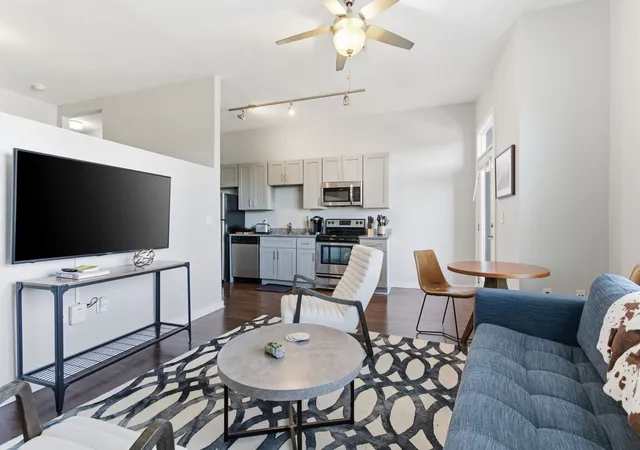Homes for sale in Nashville, TN | 1700 Belcourt Ave #303, Nashville, TN 37212 | MLS# 3112086
