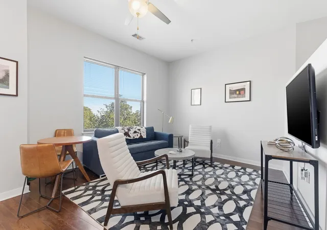 Homes for sale in Nashville, TN | 1700 Belcourt Ave #303, Nashville, TN 37212 | MLS# 3112086