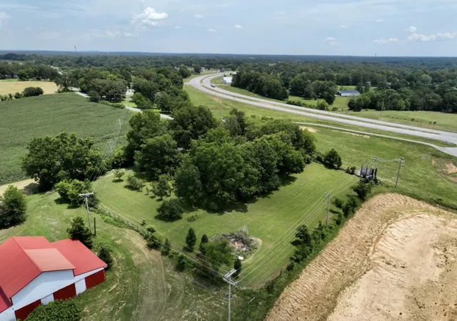 Homes for sale in Cadiz, KY | 274 Brayboy Handley Ln, Cadiz, KY 42211 | MLS# 3110165
