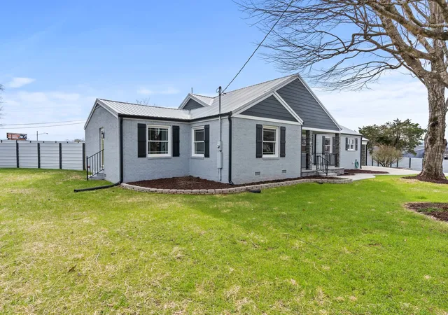3rd image of 102 Dogwood Ln, Winchester, TN 37398 | MLS# 3110176