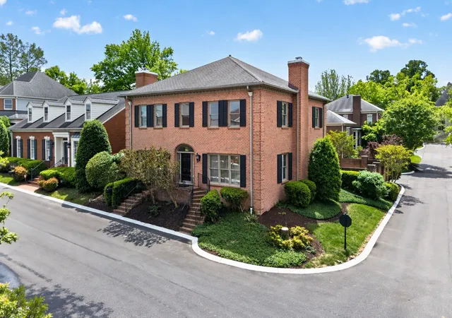 Photo 1 of Single family home for sale at 120 Abbottsford, Nashville, TN 37215 | MLS# 3134908 | Listing updated on 2026-10-20