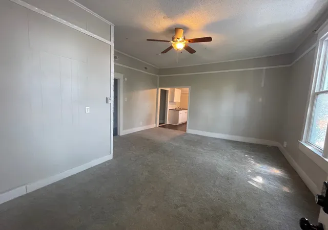 1st image of 1800 S Main St, Columbia, TN 38401 | MLS# 3121647