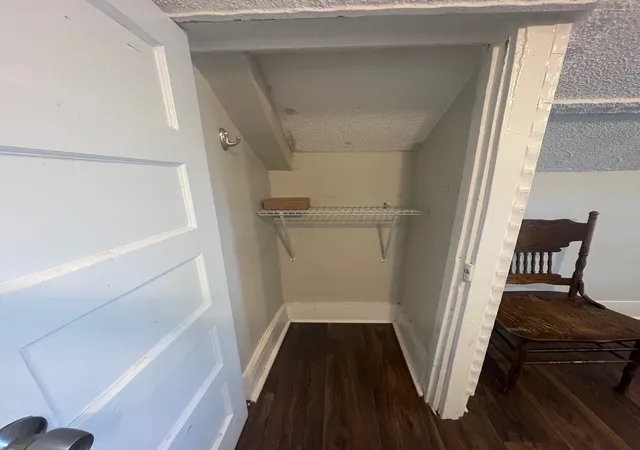 Listing Photo 4 - Condo for sale in building located at 1800 S Main St, Columbia, TN 38401