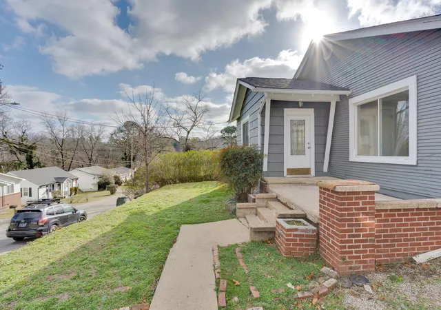 Homes for sale in Chattanooga, TN | 608 Over Street, Chattanooga, TN 37411 | MLS# 3111862