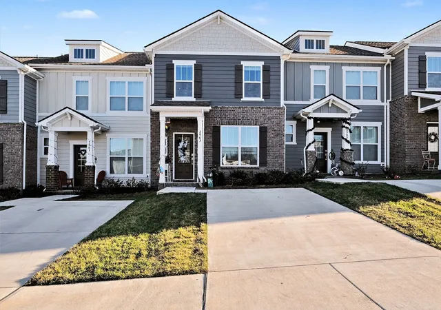 Photo 1 of Townhouse for sale at 2563 Drumwright Way, Columbia, TN 38401 | MLS# 3112370 | Listing updated on 2026-03-28