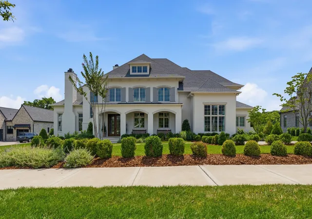 Homes for sale in Brentwood, TN | 1702 Southwick Dr, Brentwood, TN 37027 | MLS# 3123924