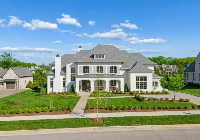 Homes for sale in Brentwood, TN | 1702 Southwick Dr, Brentwood, TN 37027 | MLS# 3123924