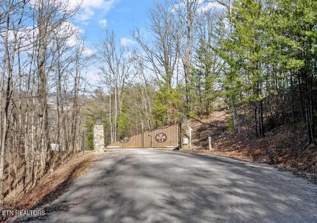 Land for sale at 117 Indian Ridge Dr, Tellico Plains, TN 37385 | MLS# 3603627