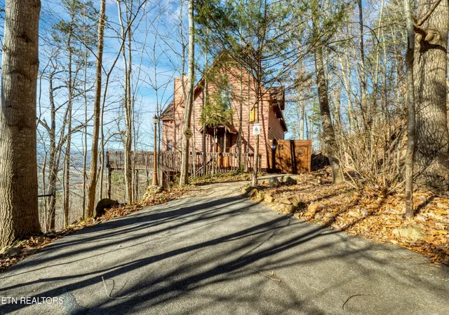 34th image of 1919 Mountain Way, Sevierville, TN 37862 | MLS# 3112796