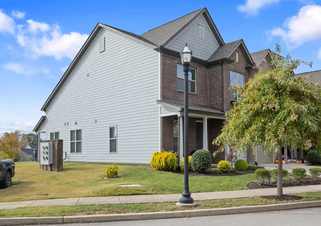 Photo 2 of Townhouse at 2564 Wellesley Sq Dr, Thompsons Station, TN 37179 | MLS# 3113219 |  | Sold on 2026-06-10
