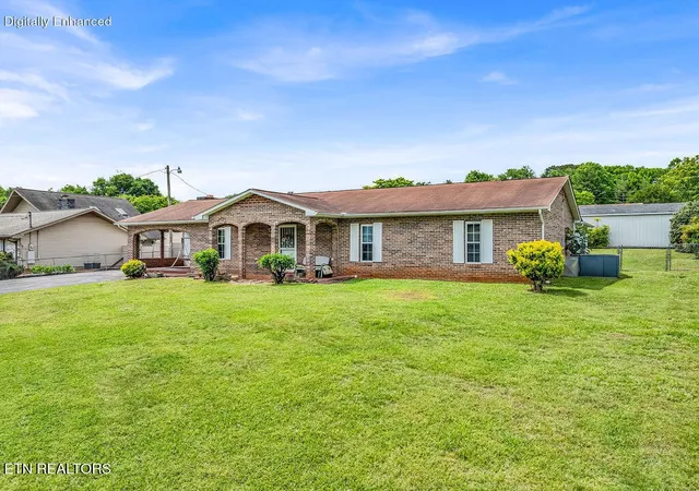 Homes for sale in Lenoir City, TN | 1000 Grandview Dr, Lenoir City, TN 37772 | MLS# 3146958