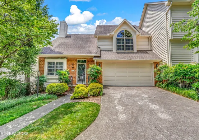 Photo 1 of Single family home for sale at 905 Glennshire Dr, Knoxville, TN 37923 | MLS# 3113269 | Listing updated on 2026-09-13