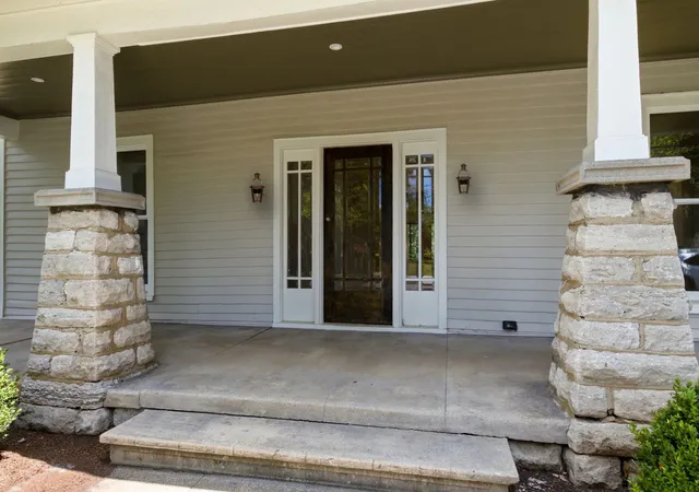 Photo 1 of Single family home for sale at 2206 Grantland Ave, Nashville, TN 37204 | MLS# 3243380 | Listing updated on 2026-08-21