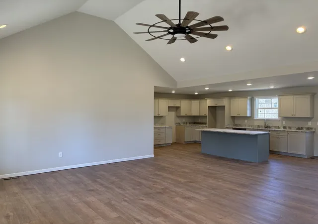 3rd image of 123 Crestview Dr, Lewisburg, TN 37091 | MLS# 3144038