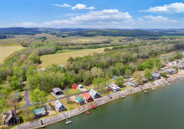 Homes for sale in Decaturville, TN | 447 Miracle Road, Decaturville, TN 38329 | MLS# 3127914