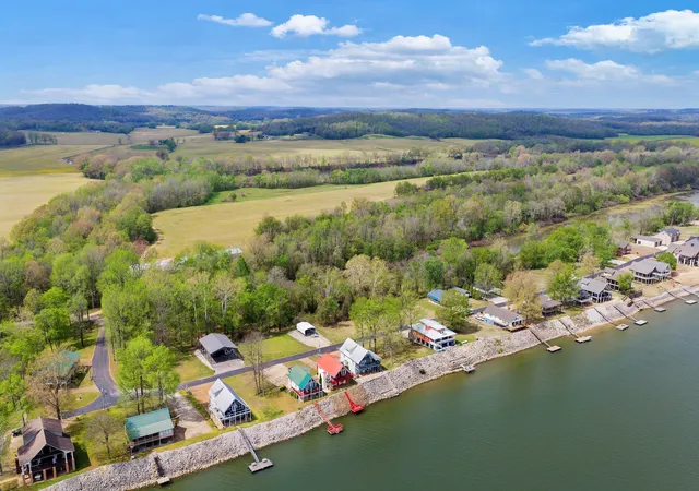 Homes for sale in Decaturville, TN | 447 Miracle Road, Decaturville, TN 38329 | MLS# 3127914