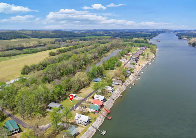Homes for sale in Decaturville, TN | 447 Miracle Road, Decaturville, TN 38329 | MLS# 3127914