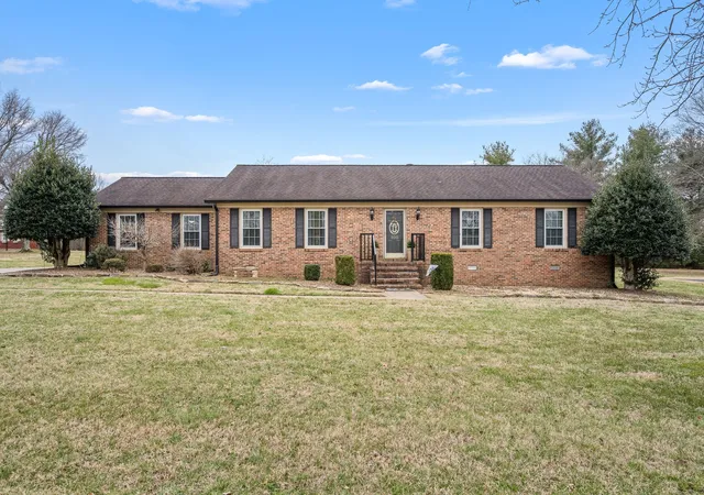 1st image of 100 Cardinal Hill Rd, Shelbyville, TN 37160 | MLS# 3117101