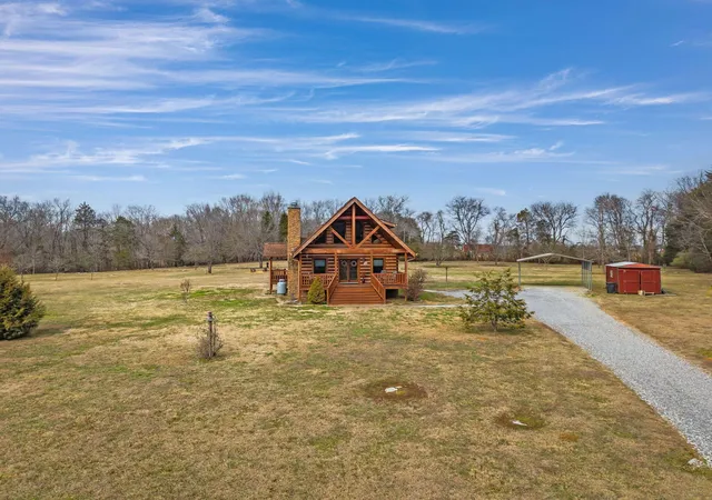1st image of 313 Lowry Lane, Chickamauga, GA 30707 | MLS# 3116371