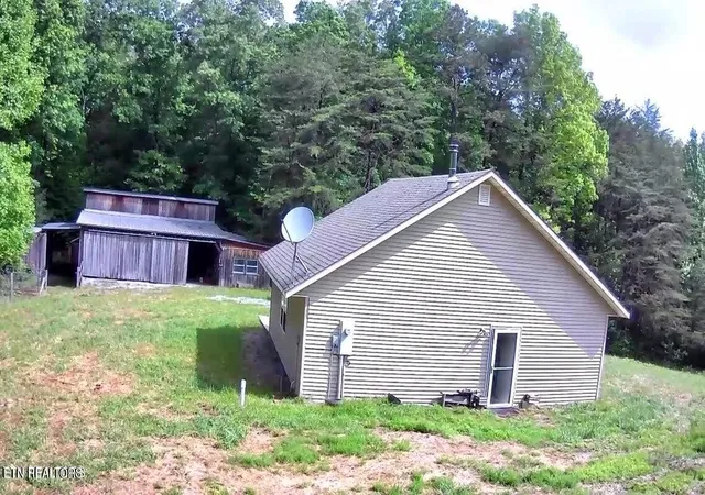 2nd image of 188 Dalton Branch Rd, Tellico Plains, TN 37385 | MLS# 3228490