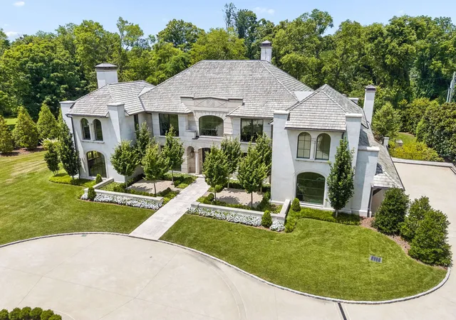 32nd image of 533 Belle Meade Blvd, Nashville, TN 37205 | MLS# 3175694