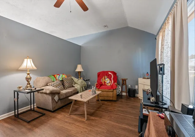 2nd image of 585 Cedar Bend Ln, La Vergne, TN 37086 | MLS# 3132861