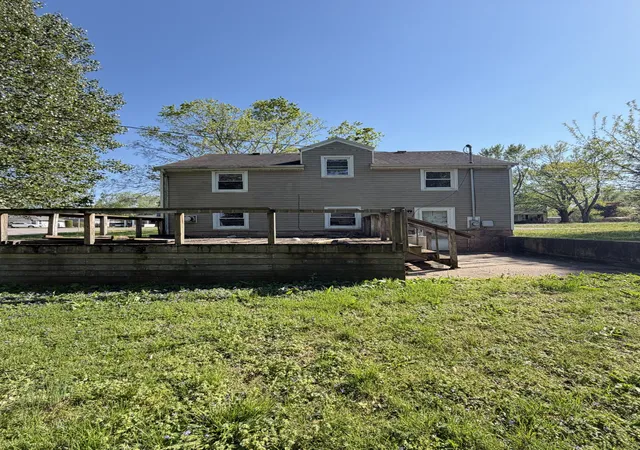 Homes for sale in Hopkinsville, KY | 302 Crestview Dr, Hopkinsville, KY 42240 | MLS# 3118570