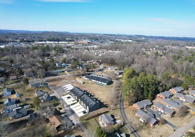 Photo 3 of Townhouse for sale at 124 Mcnabb Dr, Cleveland, TN 37312 | MLS# 3217064 | Listing updated on 2026-08-17