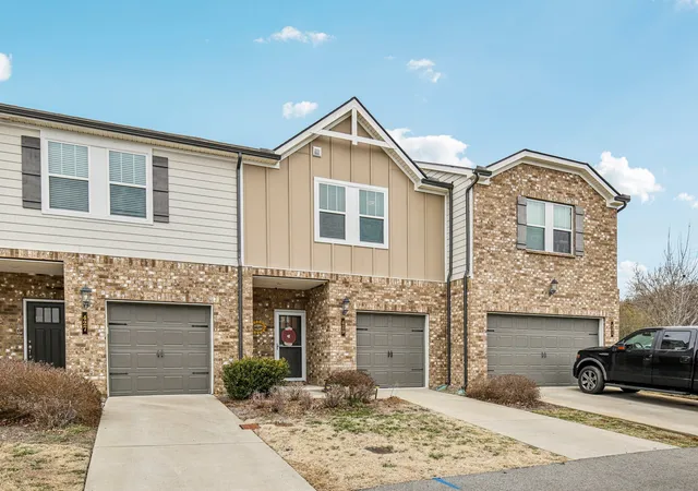 Homes for sale in Columbia, TN | 429 Palmetto Dr, Columbia, TN 38401 | MLS# 3118774
