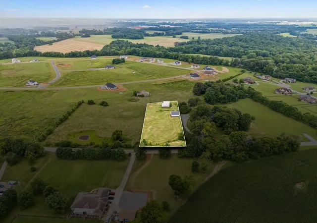 Photo 1 of Land for sale at 366 Port Royal Rd, Clarksville, TN 37040 | MLS# 3150004 | Listing updated on 2026-07-27