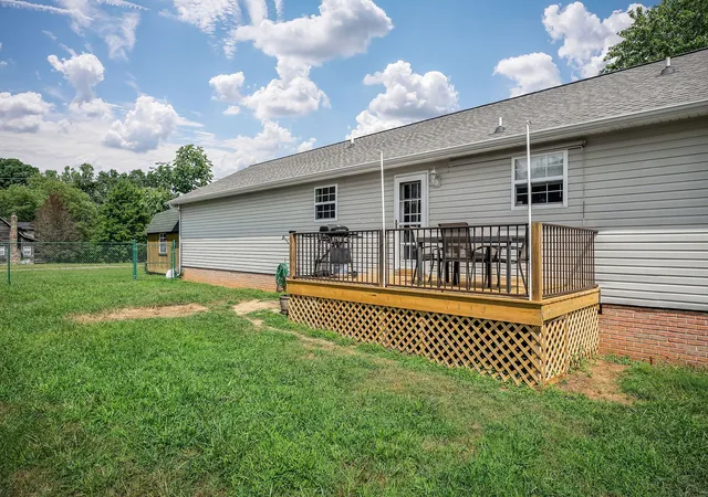 Homes for sale in Cookeville, TN | 1565 Canada Flatt Rd, Cookeville, TN 38506 | MLS# 3119180