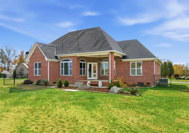 2nd image of 1027 Founders Ln, Portland, TN 37148 | MLS# 3122021
