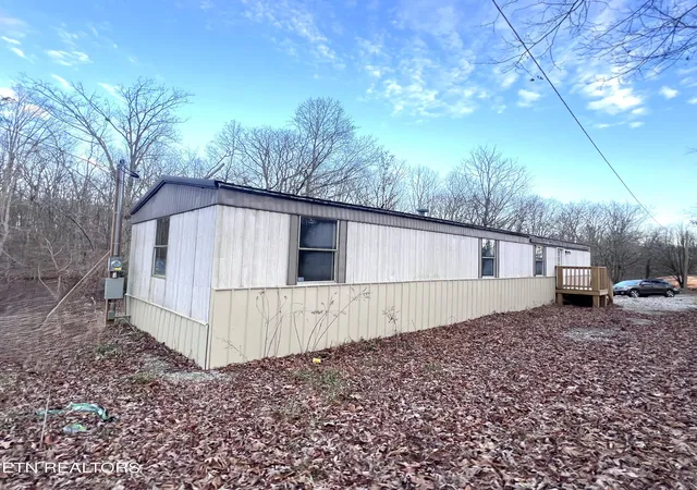 Homes for sale in Jamestown, TN | 166 Maynard Ave, Jamestown, TN 38556 | MLS# 3119242