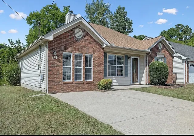 3rd image of 718 Maple Pl, Nashville, TN 37216 | MLS# 3124571