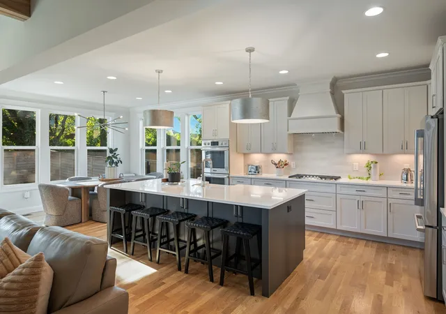 Photo 1 of Single family home for sale at 216 Disspayne Dr, Nashville, TN 37214 | MLS# 3133891 | Listing updated on 2026-08-04